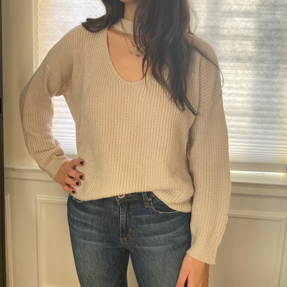 Blush V-cutout LF Knit Sweater